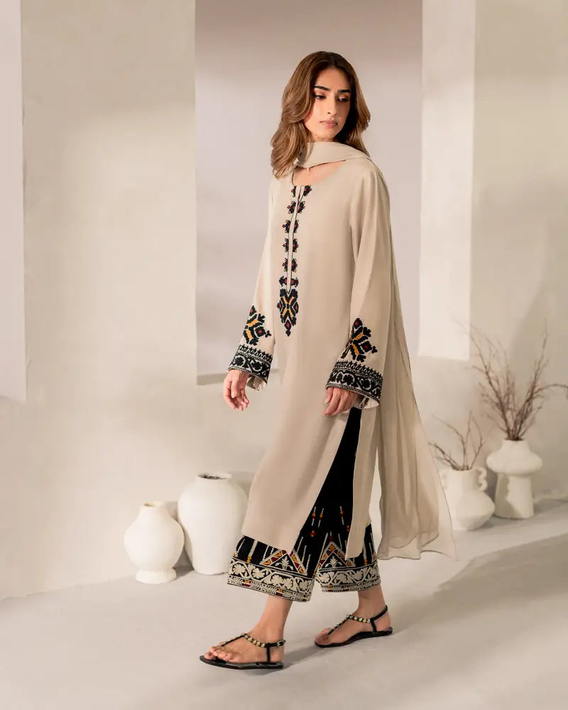 Earth Tone Luxury: The Ultimate Blend of Minimalist Beige & Rich Contrast Embroidery ✨ 3 pc suite